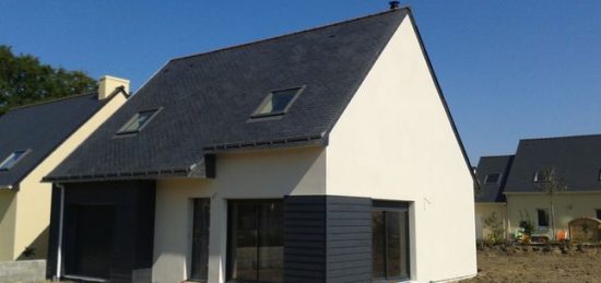 Construction d’une maison ossature bois, avec isolation extérieure et enduit sur Landévant