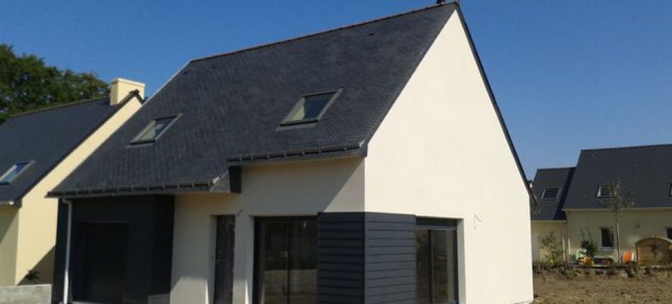 Construction d’une maison ossature bois, avec isolation extérieure et enduit sur Landévant 