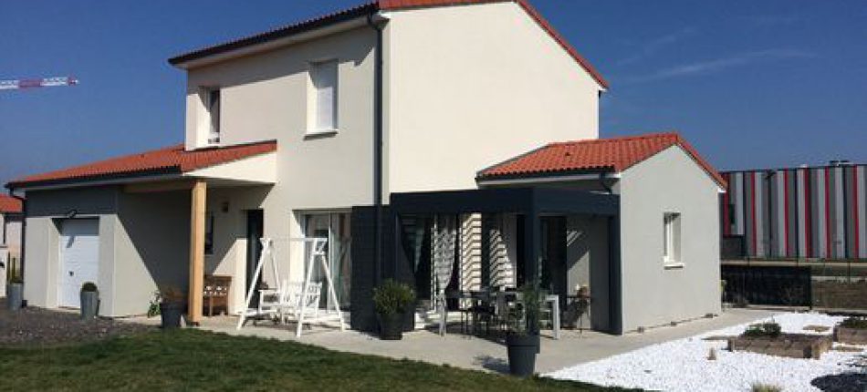 Construction d’une superbe villa à étage contemporaine en ossature bois sur la commune de PONT DU CHATEAU 