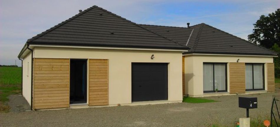 Construction d’une maison contemporaine NATIVIE à Cérans Foulletourte 