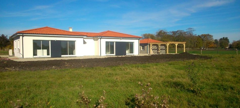 Construction d’une villa ossature bois de plein pied à Clerlande 