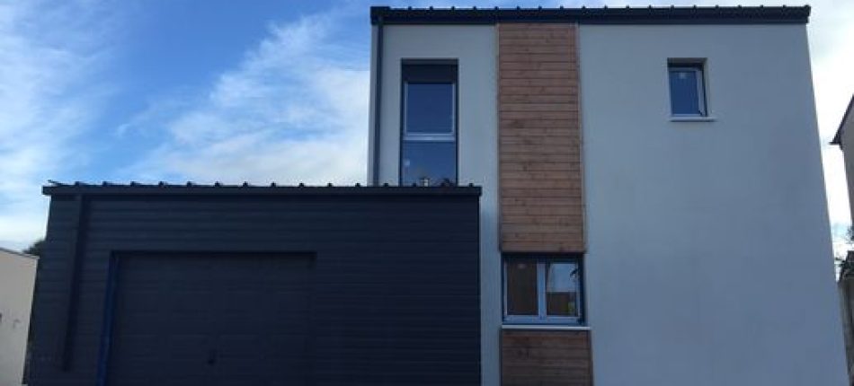 Construction NATIFAE en Bac Acier avec garage sur mesure à VIGNOC 