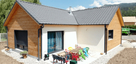 CONSTRUCTION D’UNE MAISON ENVIRONNEMENTALE A LA BATIE NEUVE