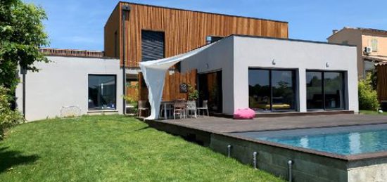 Construction d’une maison contemporaine Naticube à Beaumes de venise