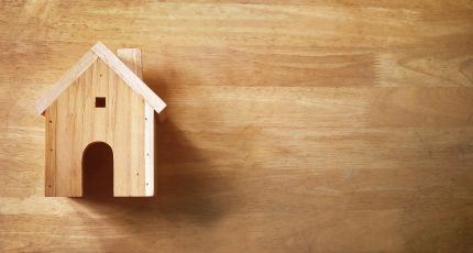 Les avantages de construire une maison en bois écologique
